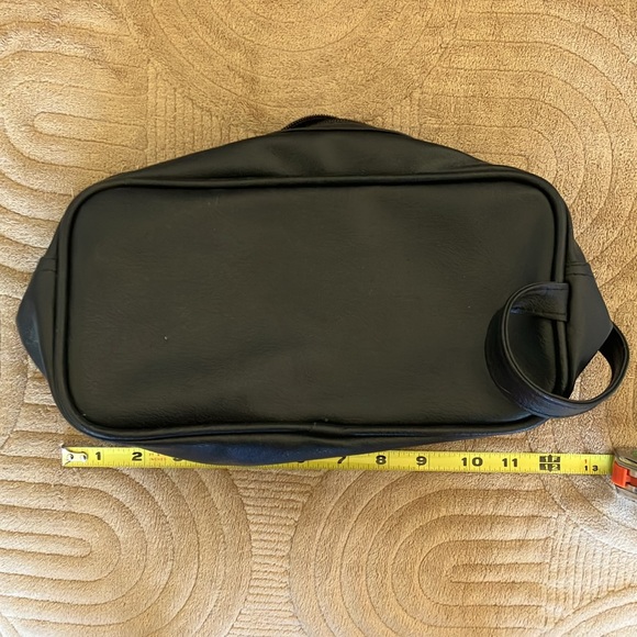 Buxton Men’s Travel Case - Picture 5 of 7